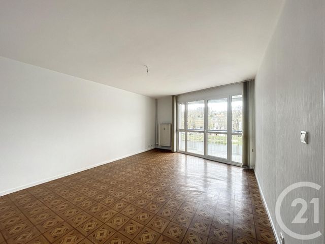 Appartement F3 à louer - 3 pièces - 69.71 m2 - EPINAL - 88 - LORRAINE - Century 21 Marion Et Colin